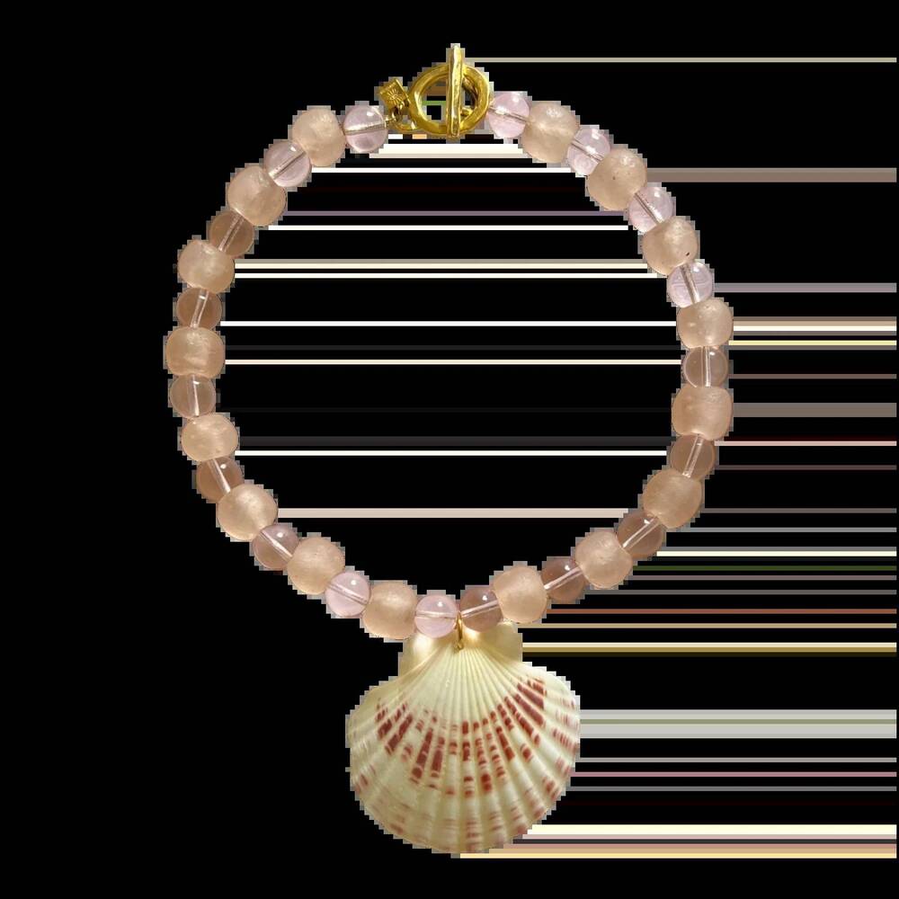 NEW SCCOLLECTION women's shell necklace in blush